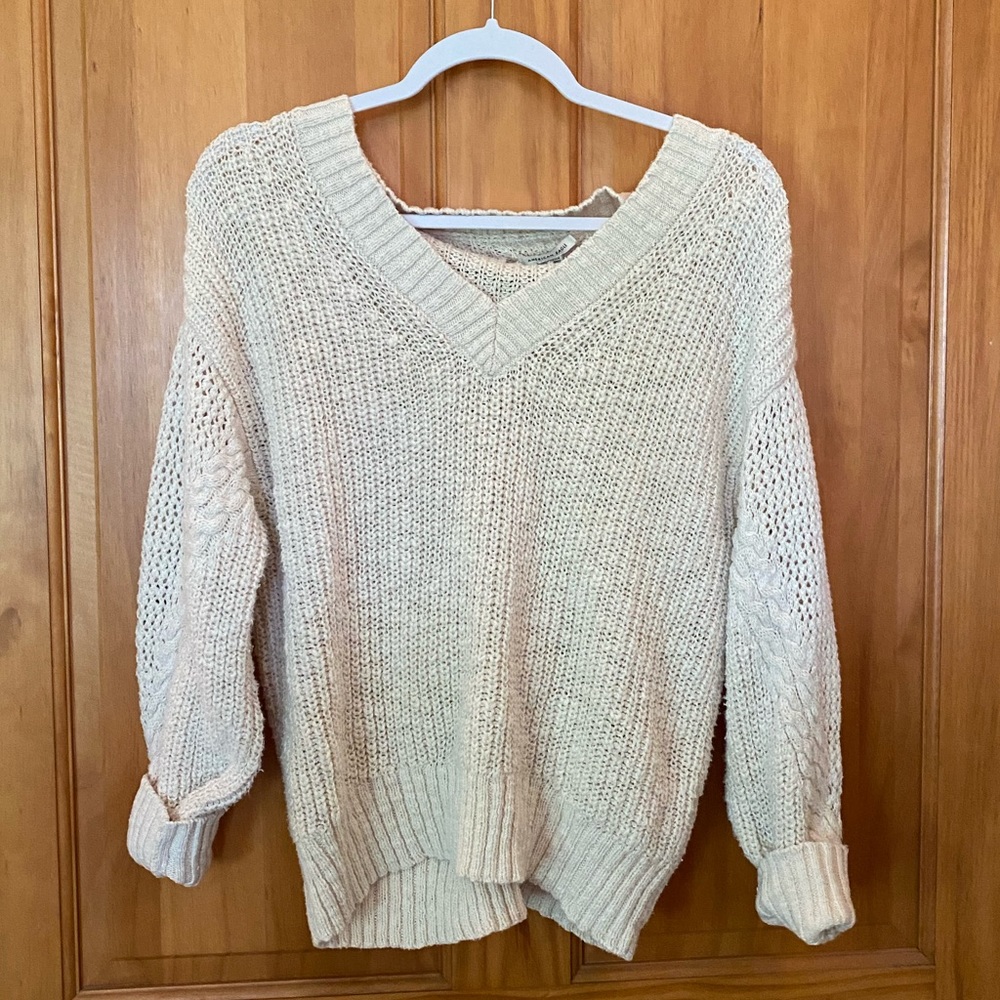 American Eagle Sweater